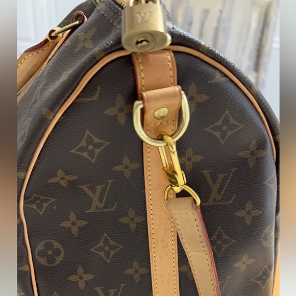 Barely worn LV Speedy 35 MM Monogram - Picture 4 of 8